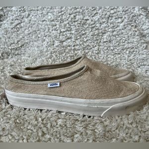Vans Ultracush Beige Slip On, Style 17 - Size US Women 8 / Men 6.5